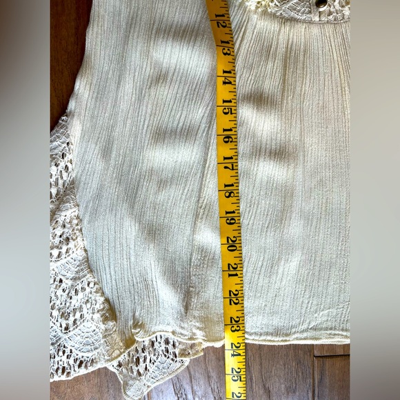 Swing ivory top with crochet inserts size XS, Style & Co. - Picture 13 of 14